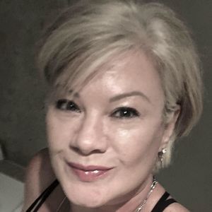 Meet your Posher, Frances